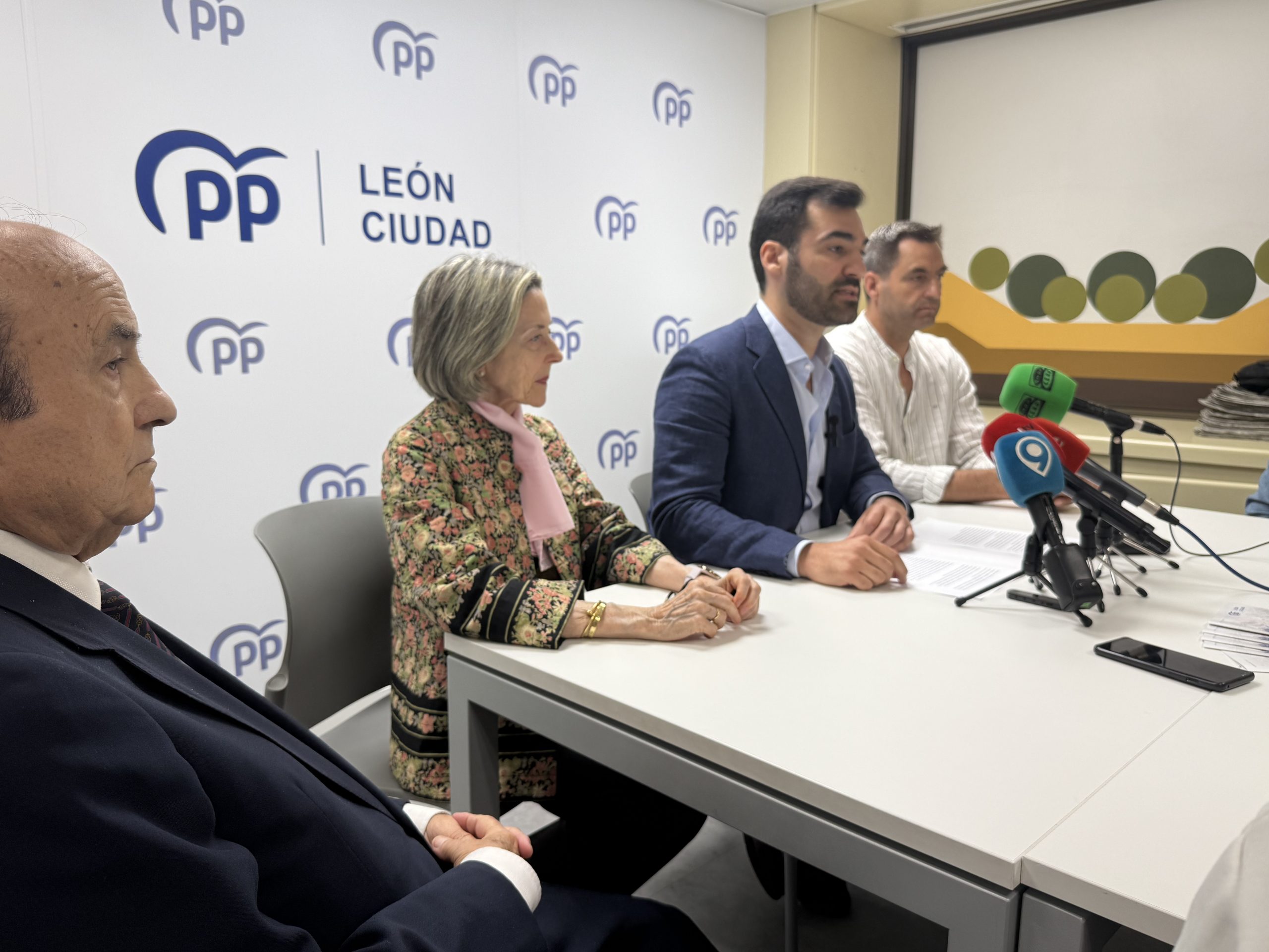 Fernández: “Dado el descontrol que tiene el gobierno de Diez, pedimos que no se activen las cámaras hasta que haya una ordenanza en vigor”