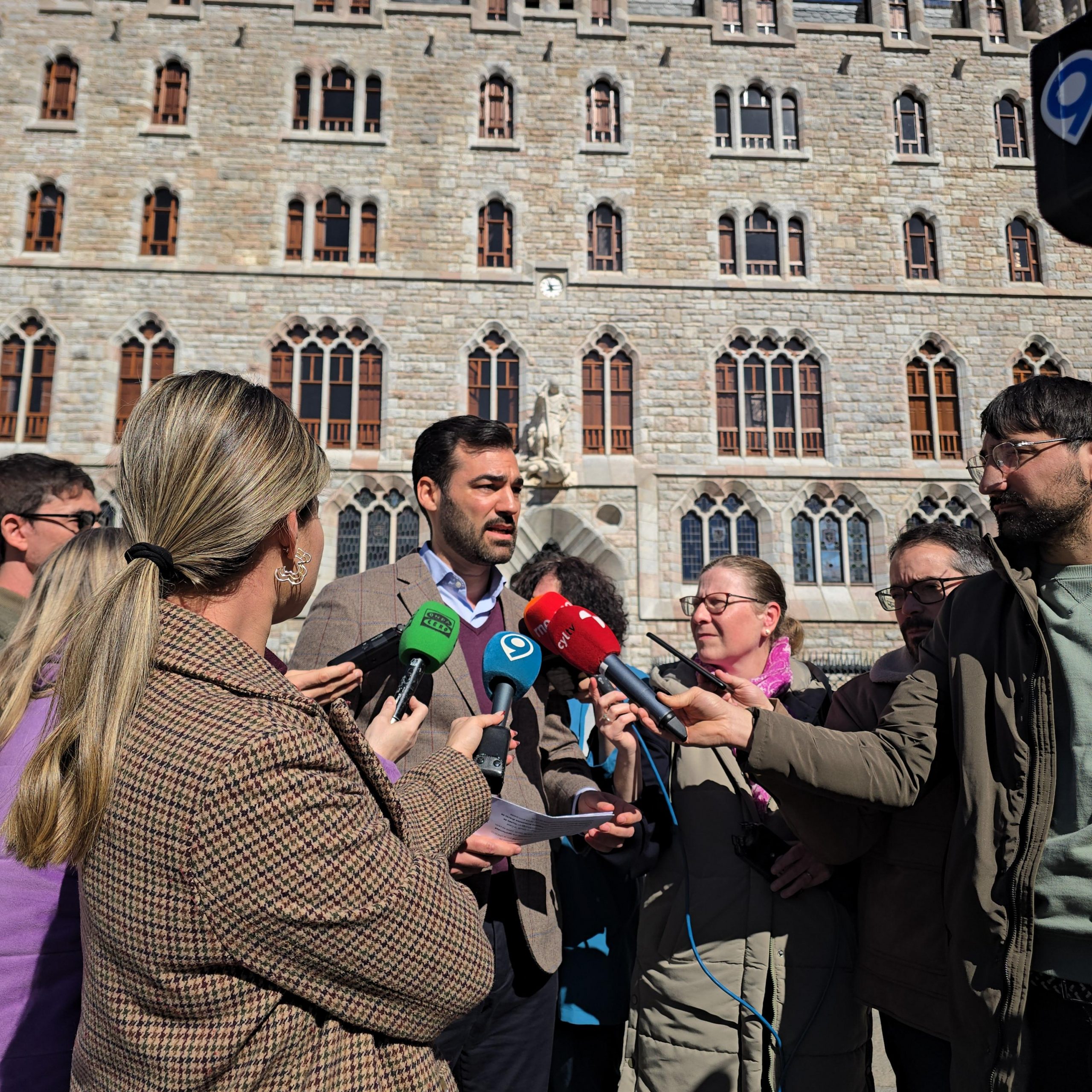 Fernández: “León desaprovecha el potencial del Año Gaudí a pesar de que el alcalde Diez ve todos los días desde su despacho Casa Botines”